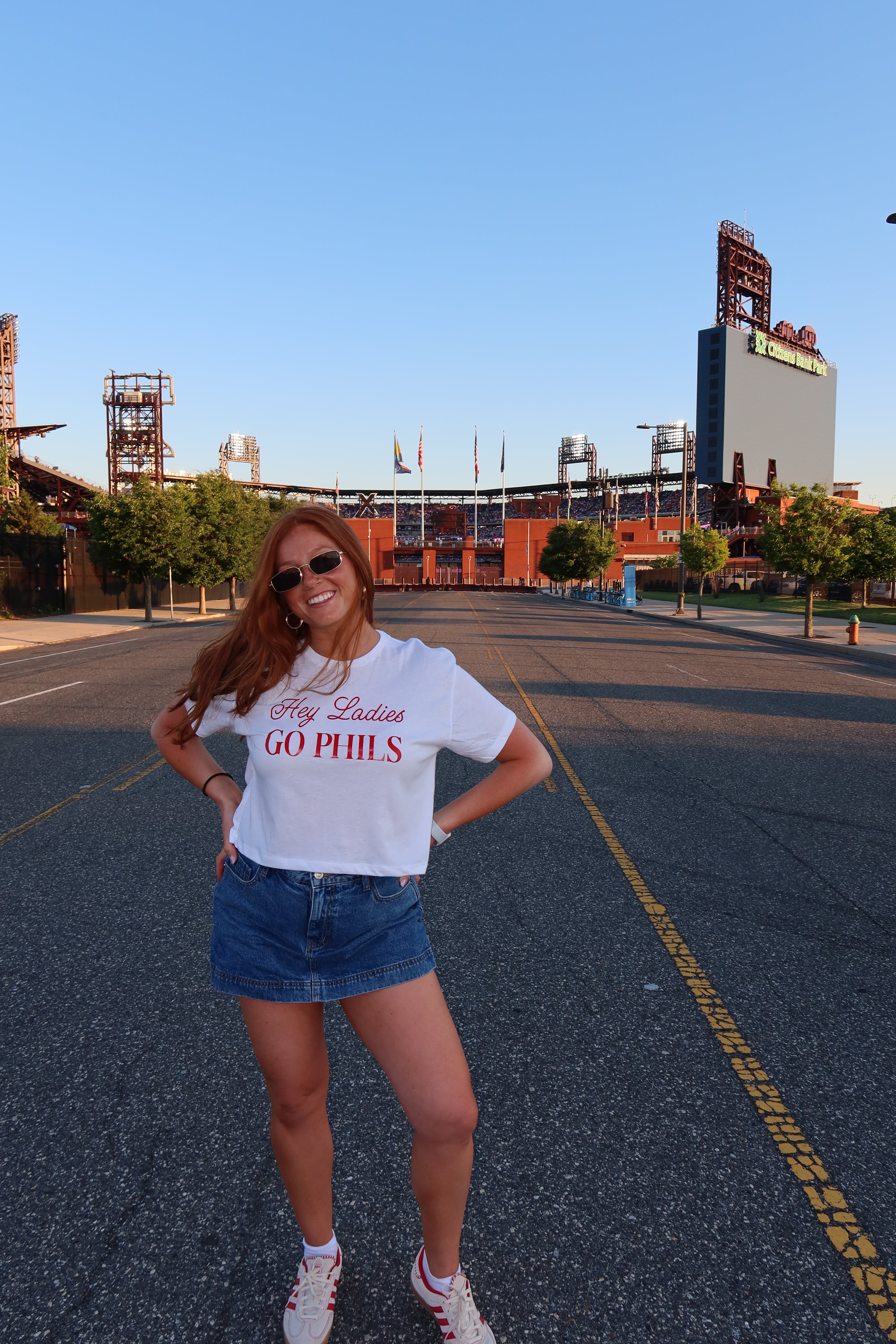 HEY LADIES GO PHILS TEE